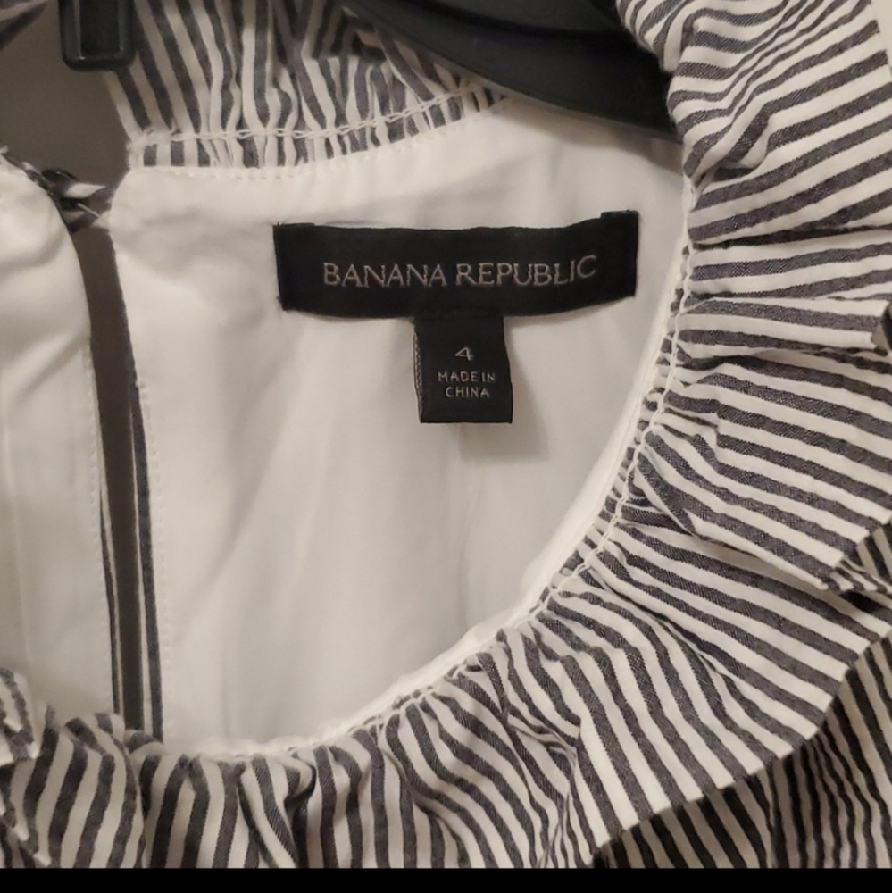 Dress - Picture 2 of 5